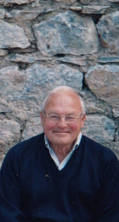 Thomas Desmond (Des) Wallis