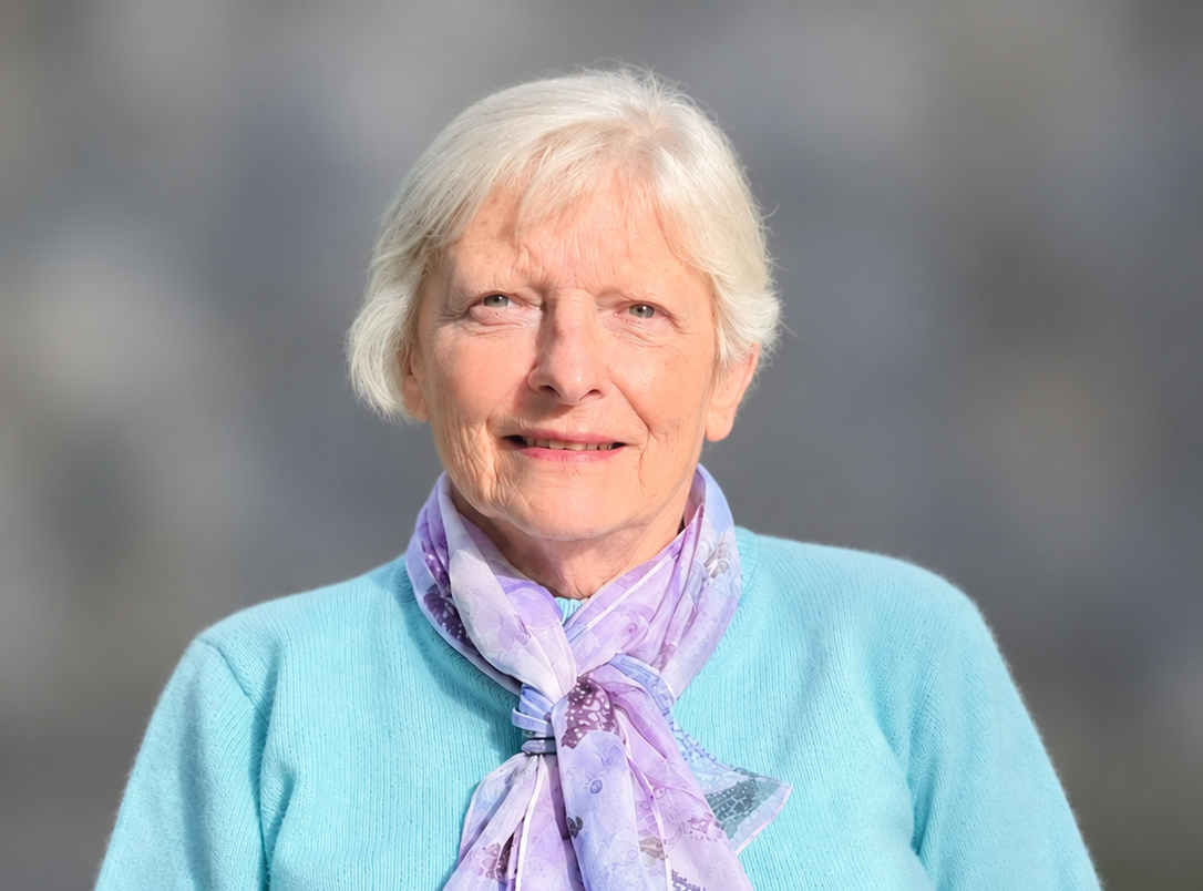 Lesley Myrtle Rees